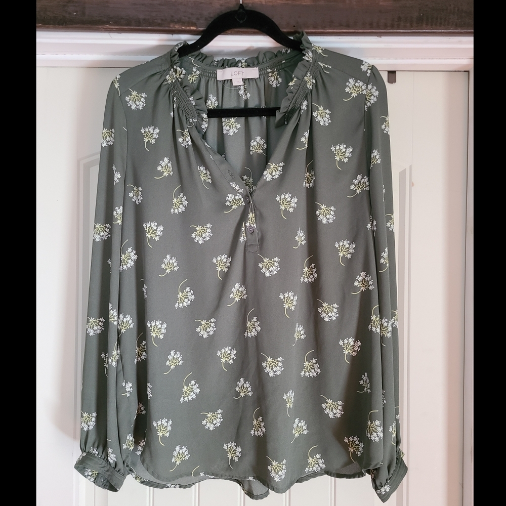 Floral Ruffle Split Neck Blouse